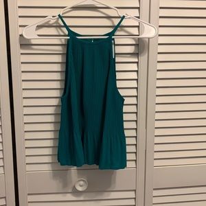 Pleated high neck tank top